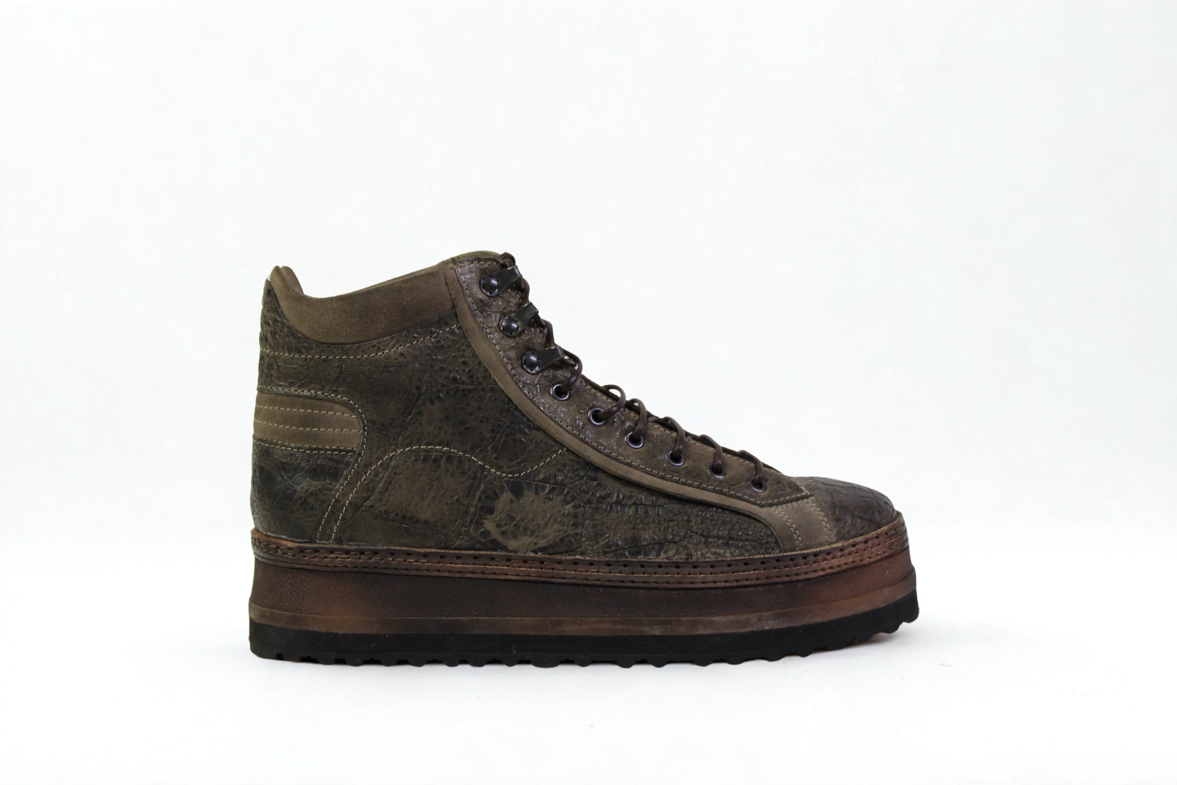 LAST PAIR 44-ROY WELTED HIGH SNEAKERS