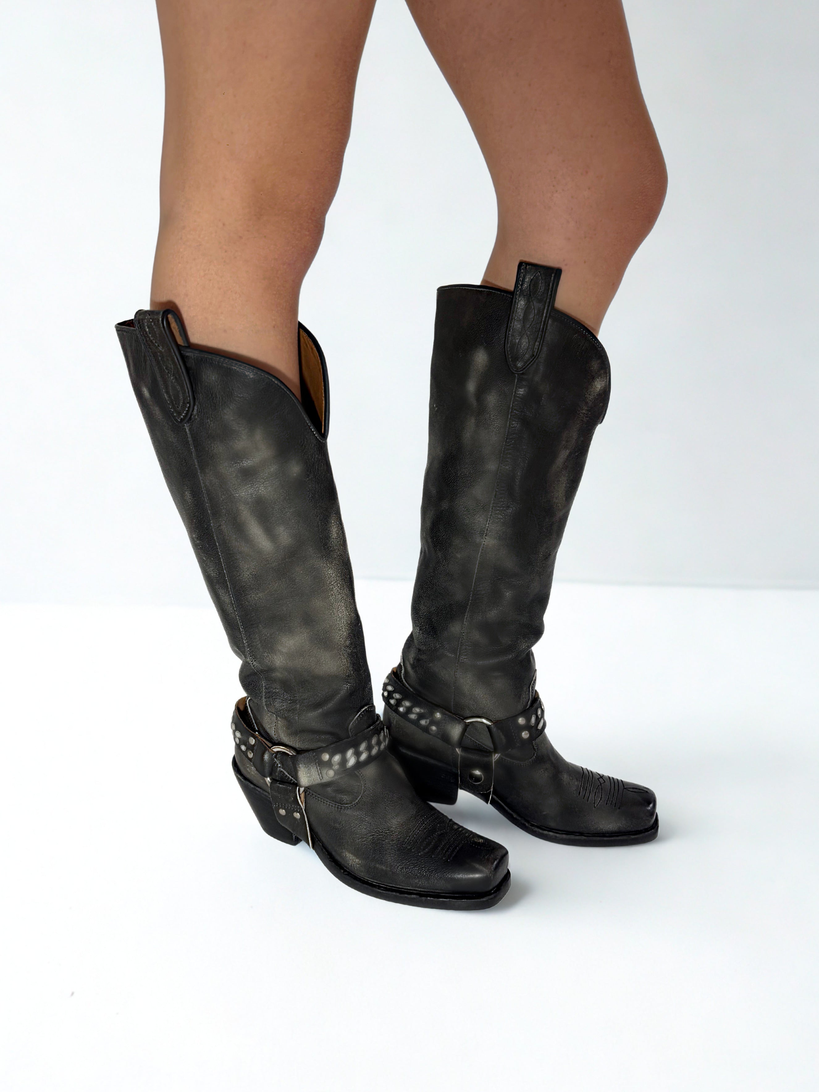 RODEVA SQUARE TOE COWBOY BOOTS WASHED BLACK