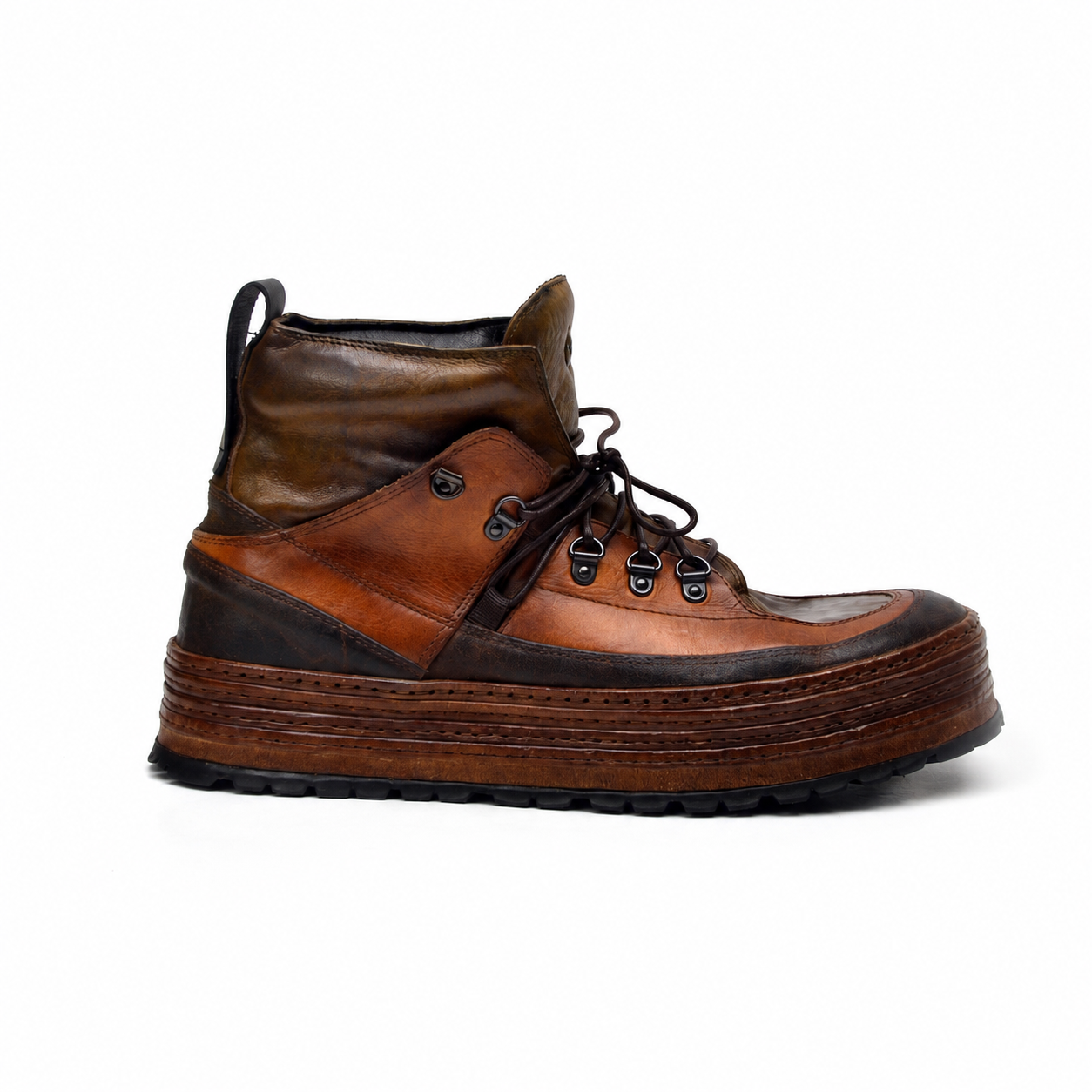 MADMAX TERRA LACED BOOTS