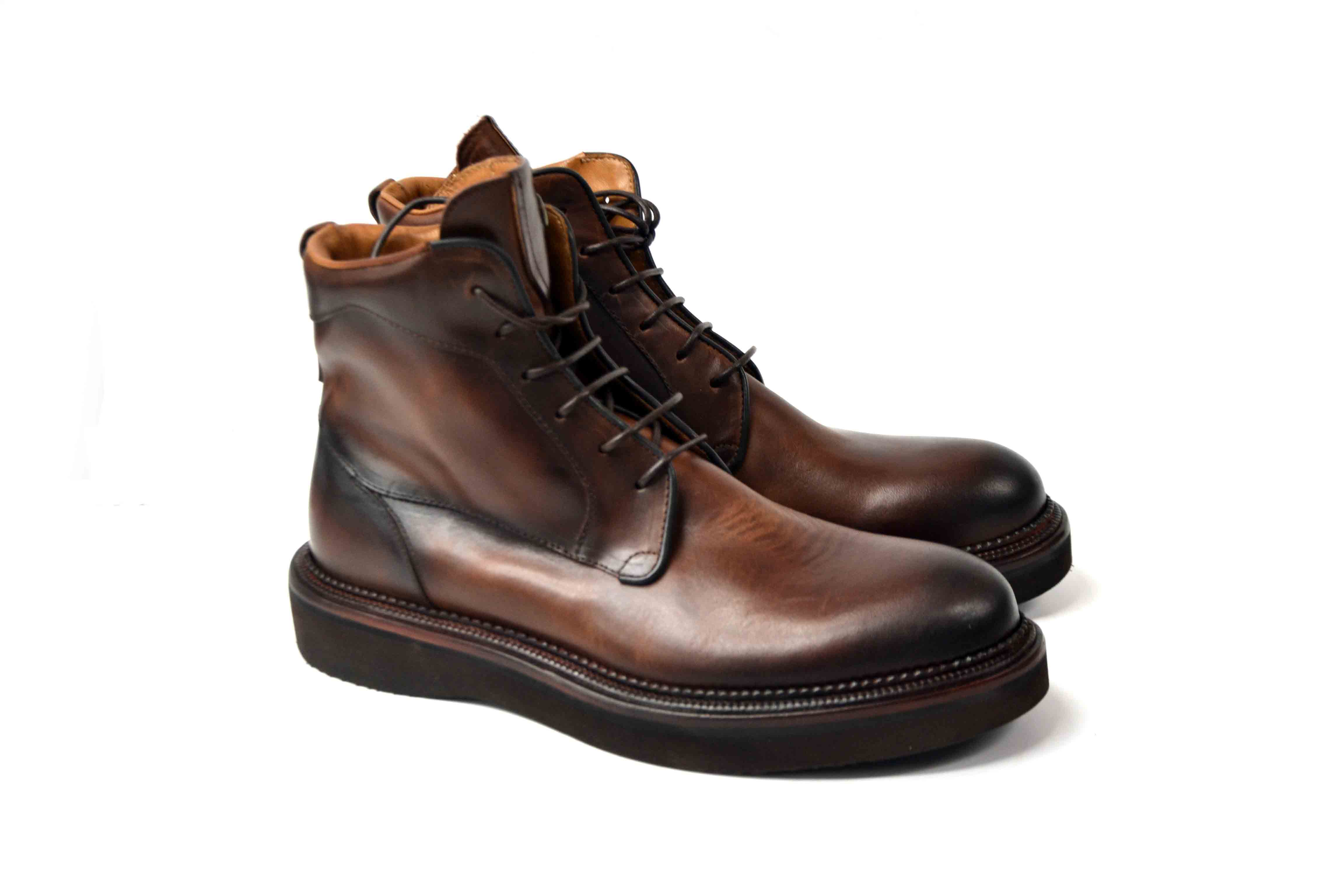 LAST PAIR 42-TORNADO LACED TERRA BOOTS