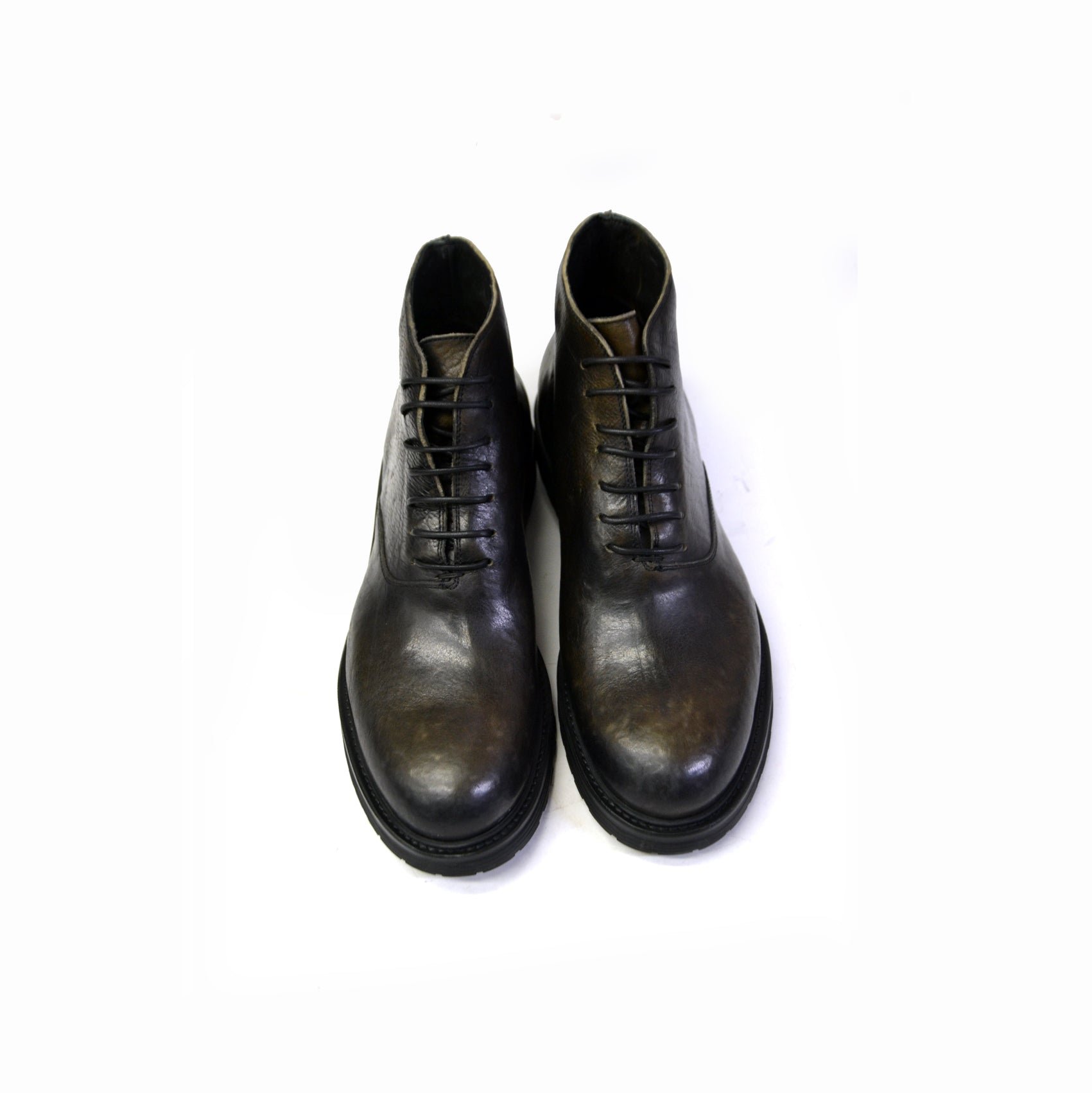 LETZTE PAARE 42/43/44/45- TDM CHUKKA