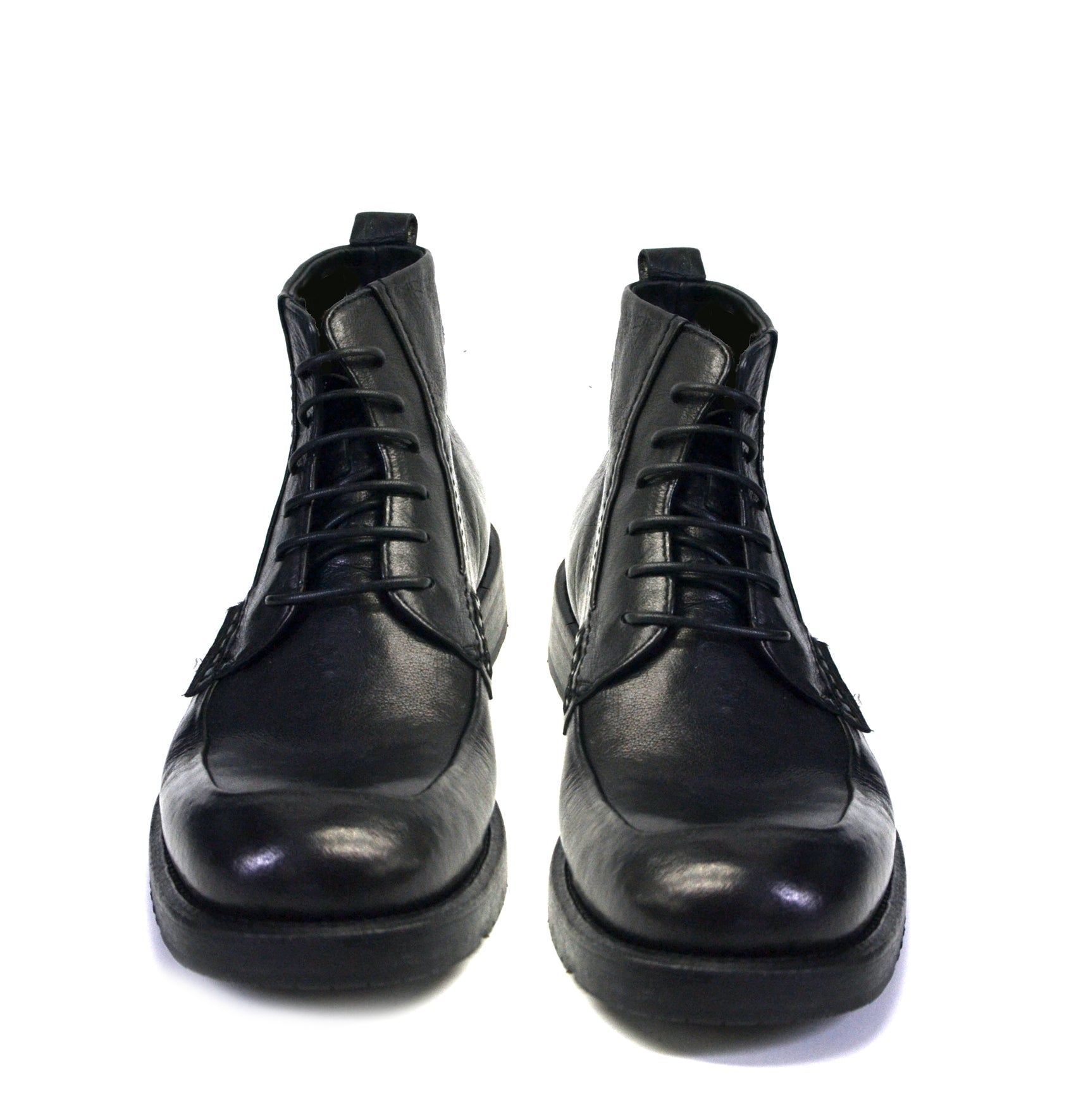 BOING LACED BLACK ANKLE BOOTS