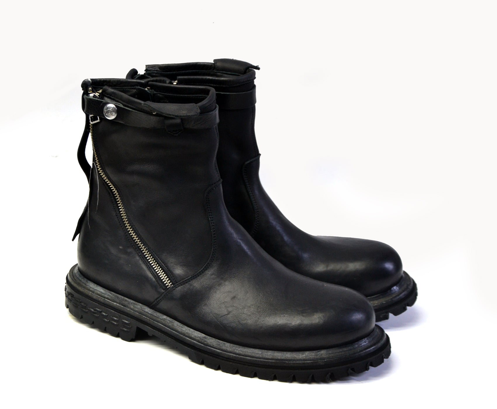 Farral black aviator boot