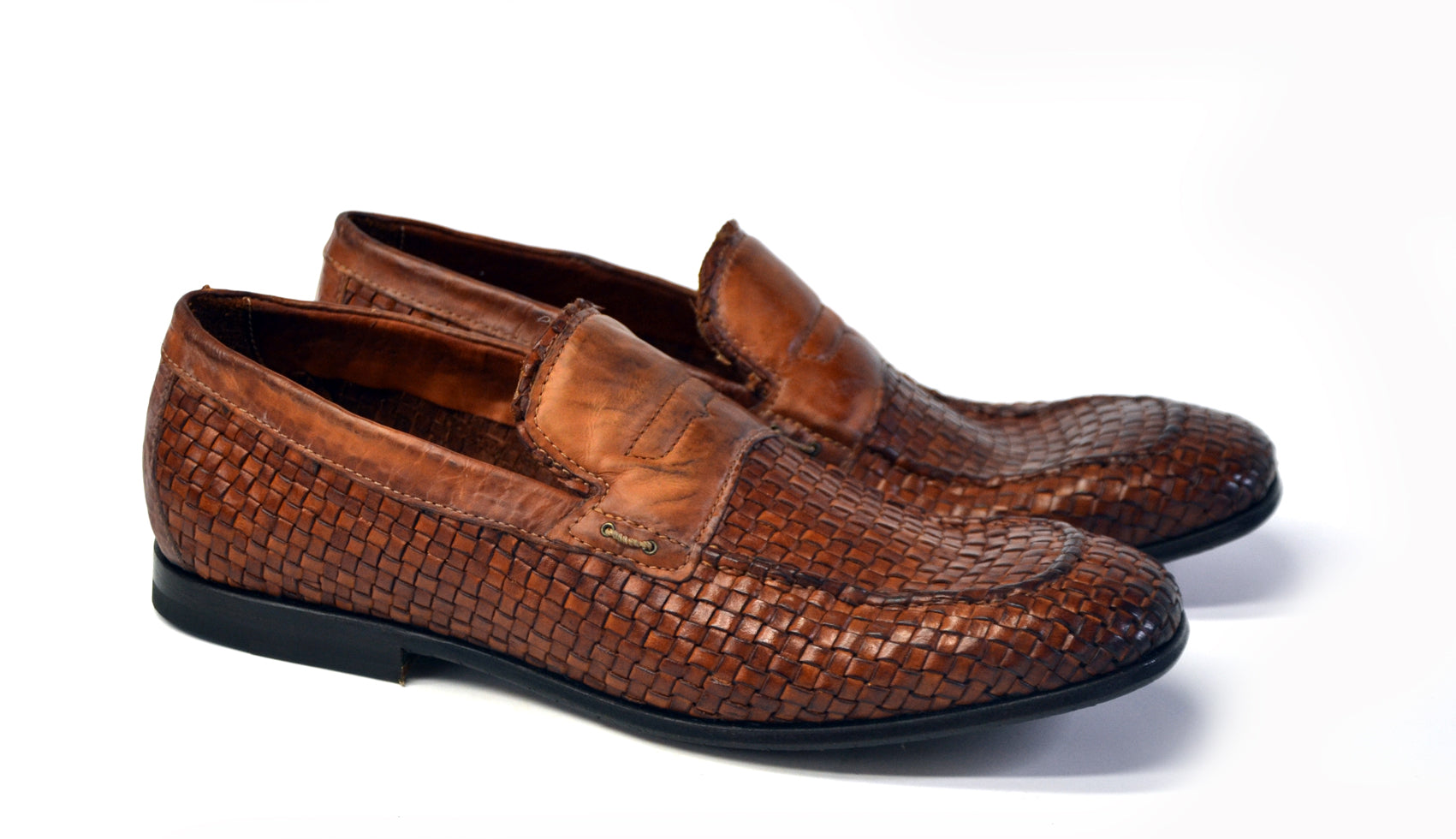 LAST PAIRS 42- HAND-WOVEN LOAFERS