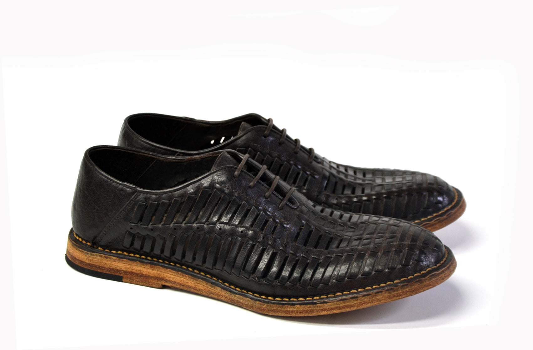 LAST PAIR 42-SUMMER CUT-OUT OXFORDS IN RED OR DARK BROWN