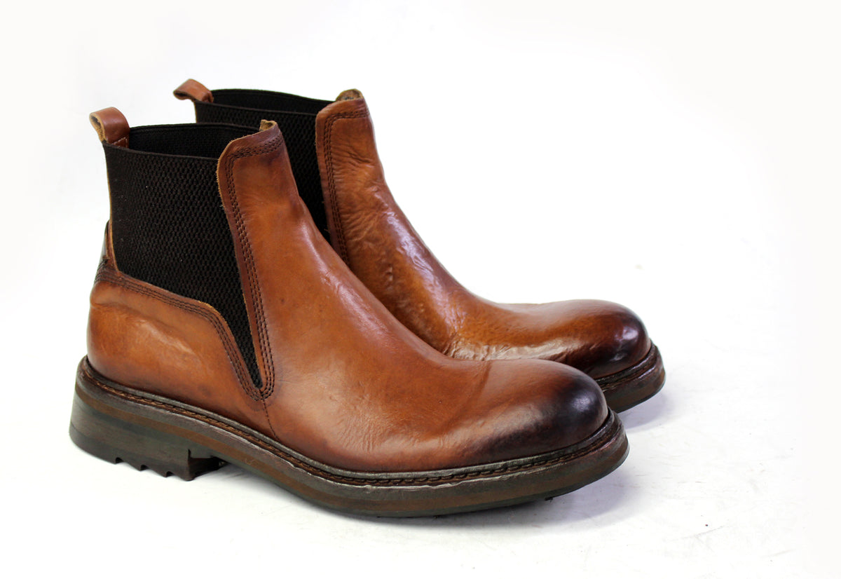 SHARK Chelsea Boots