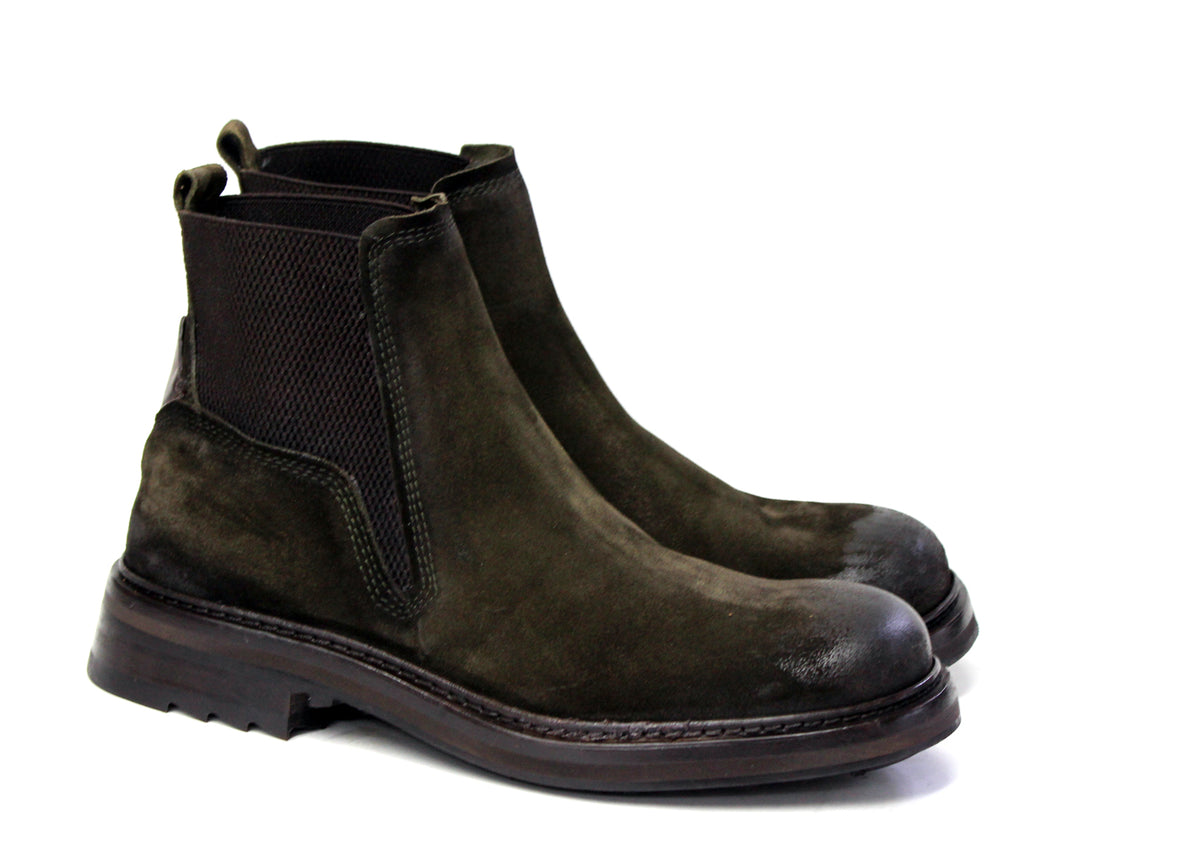 SHARK Suede Chelsea Boots