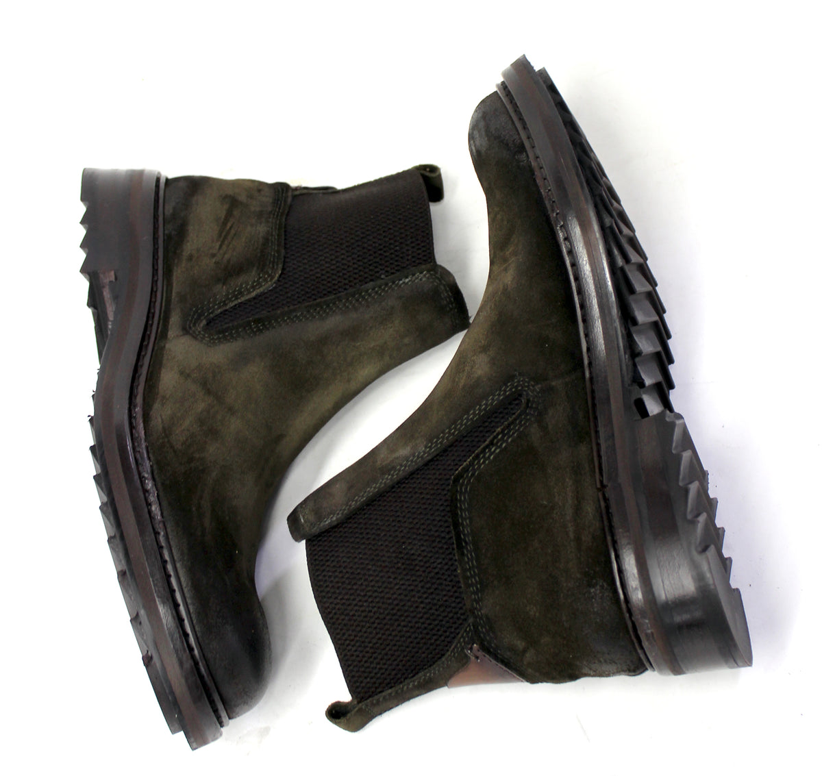 SHARK Suede Chelsea Boots