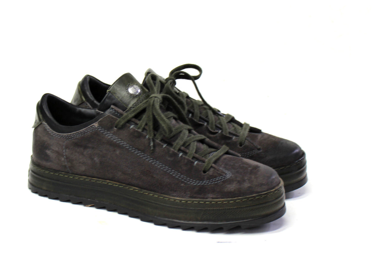 LED Low Sneakers in Suede Grey