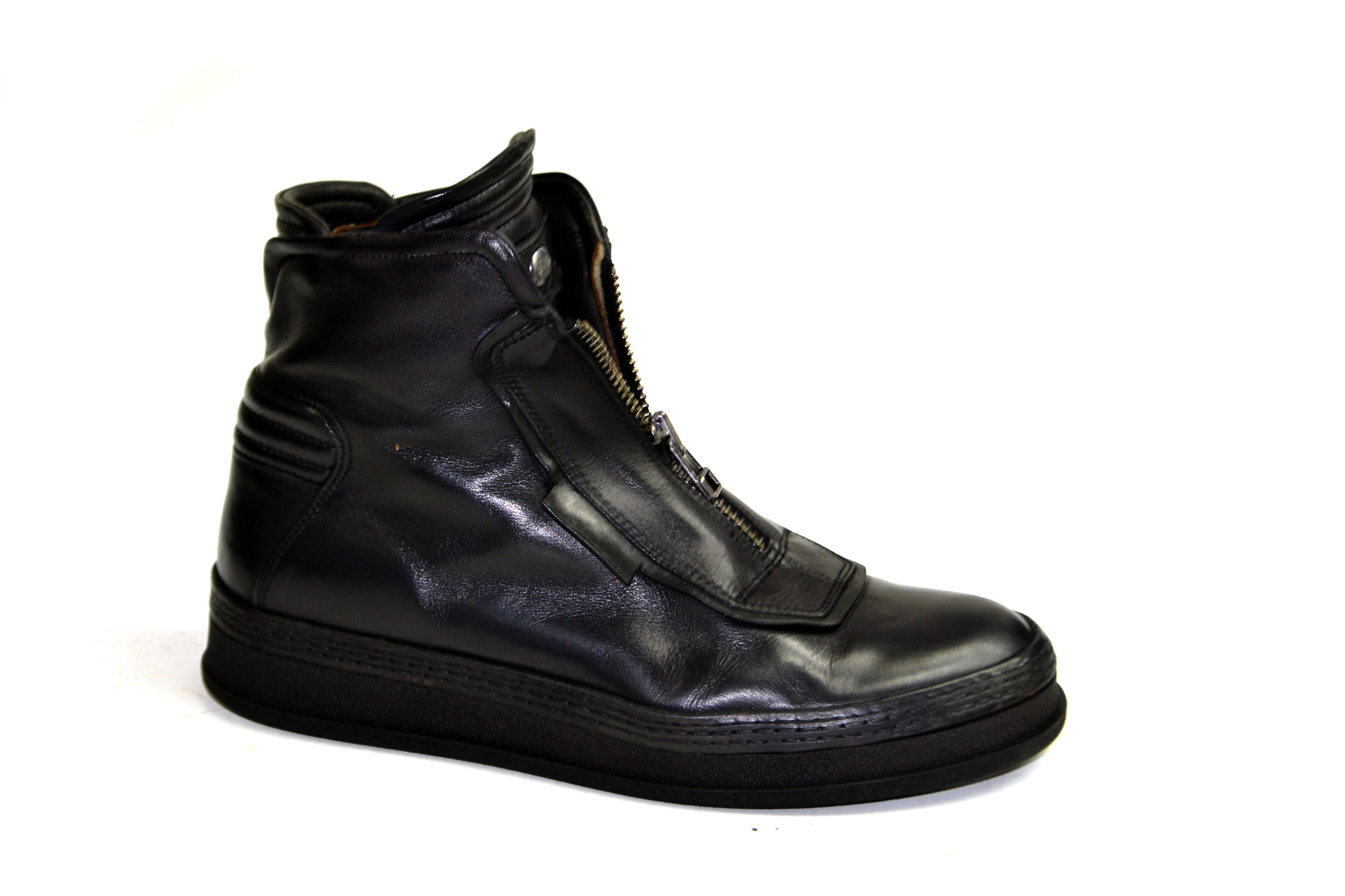 LARRY Schwarzer Ledersneaker