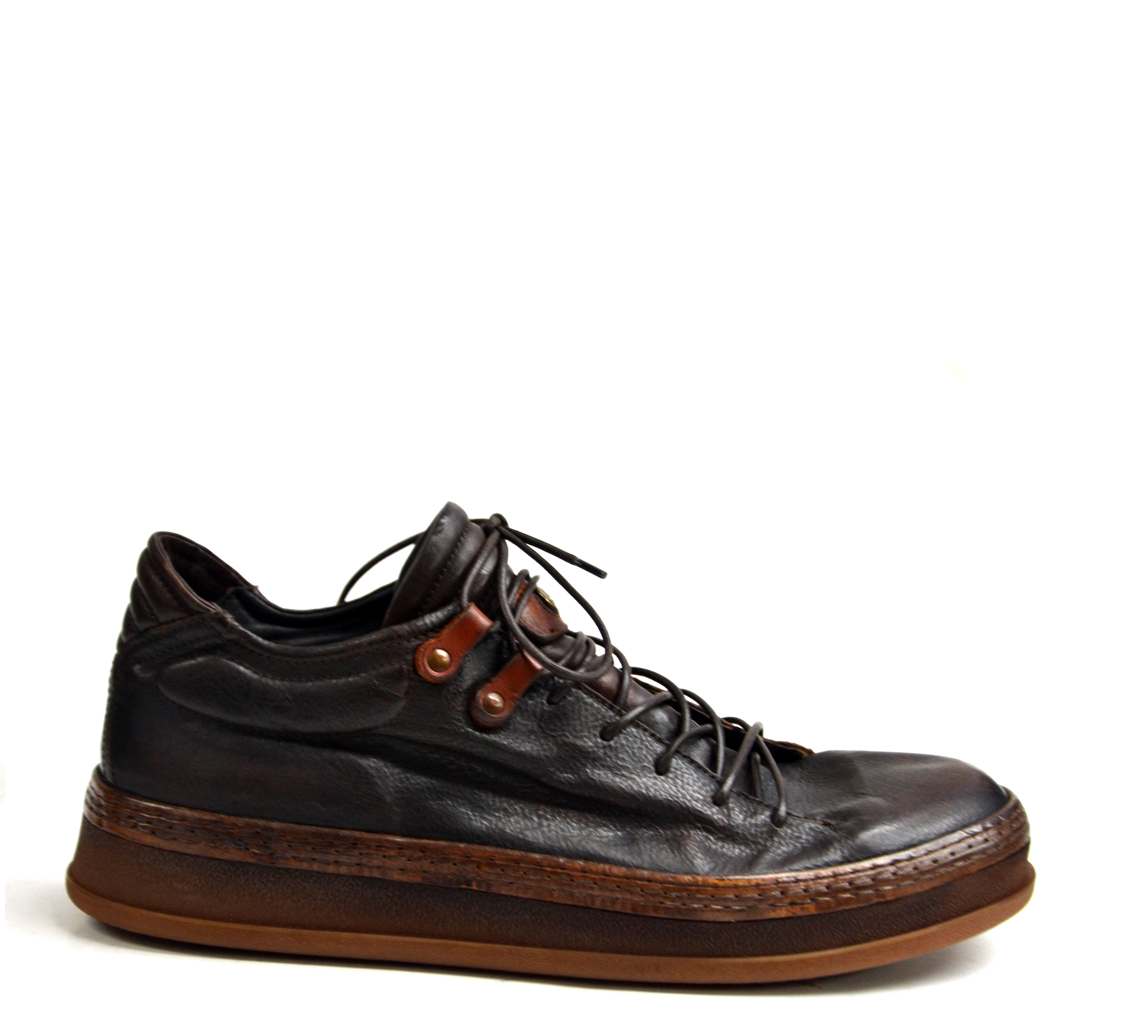 PEP  Brown leather  sneaker