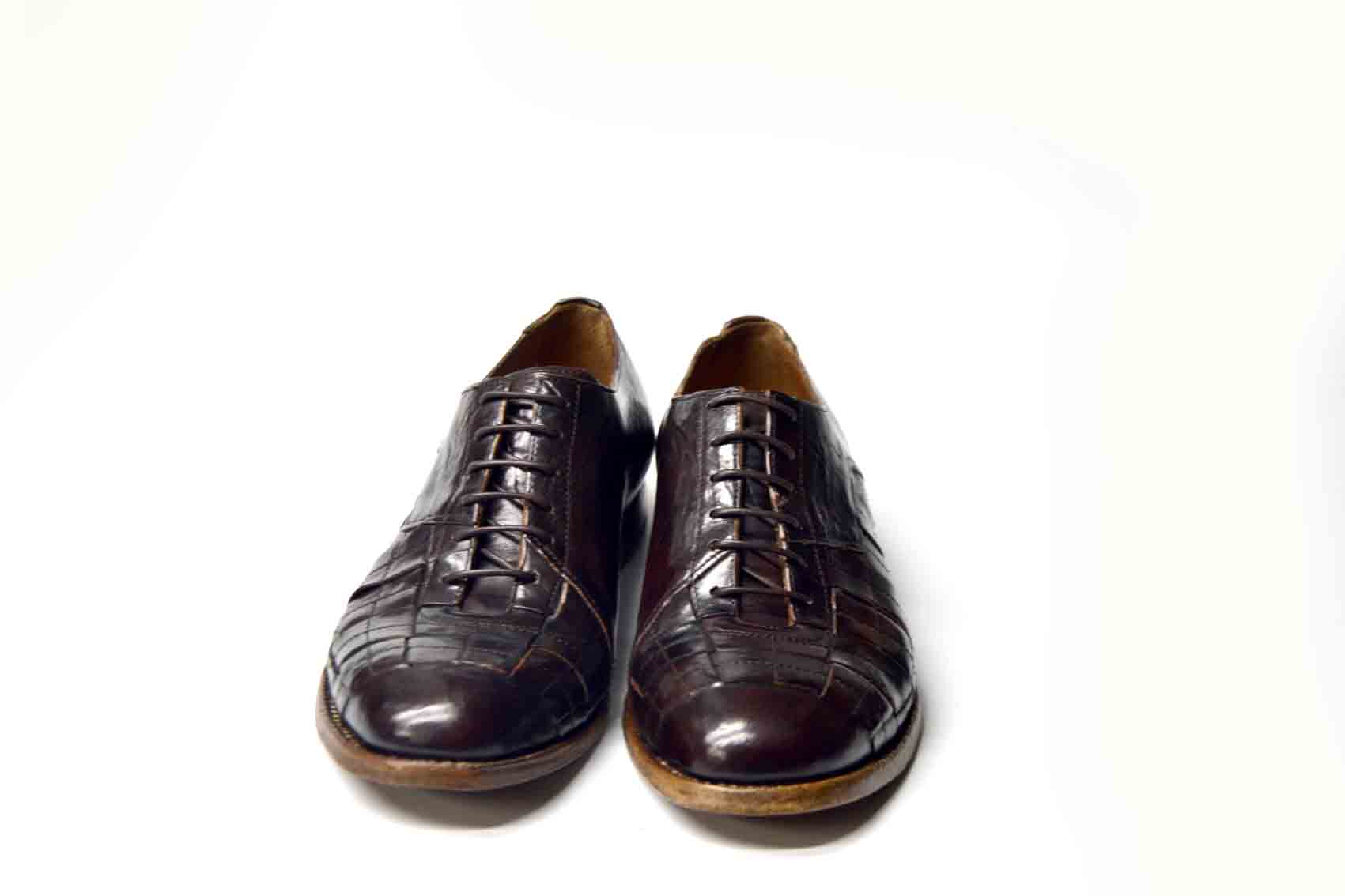 Nigel Derby-Schuhe mit Intrecciato-Patch