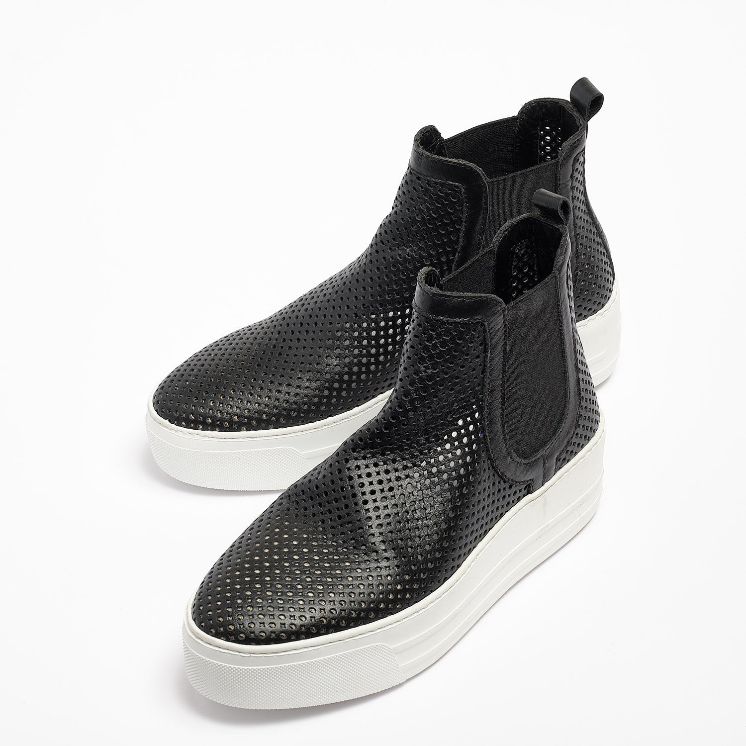 Eve Elastic Mid Shoes soft perforated leather black