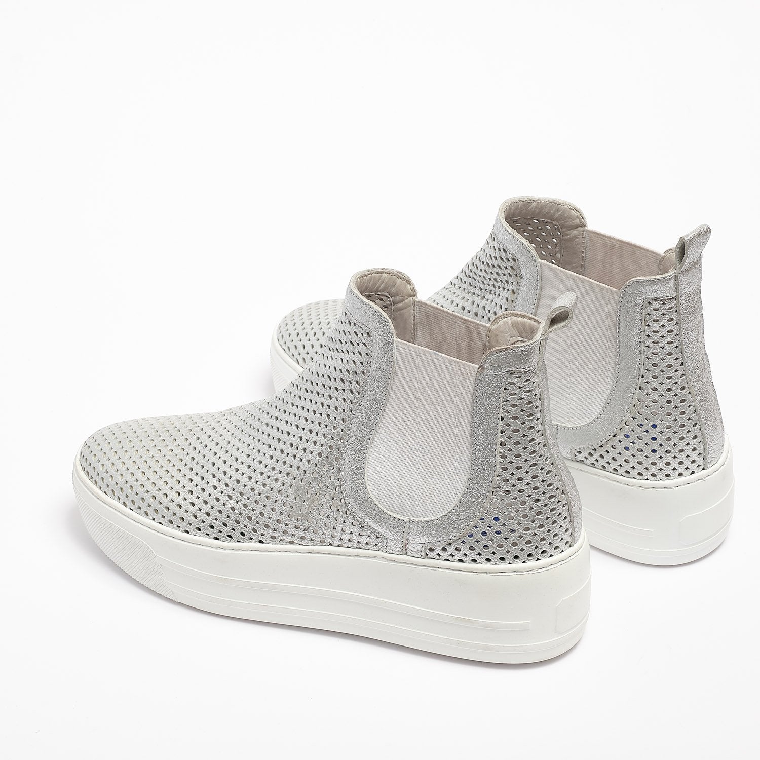 Mizu Elastic Mid Schuhe weiches perforiertes Leder silber