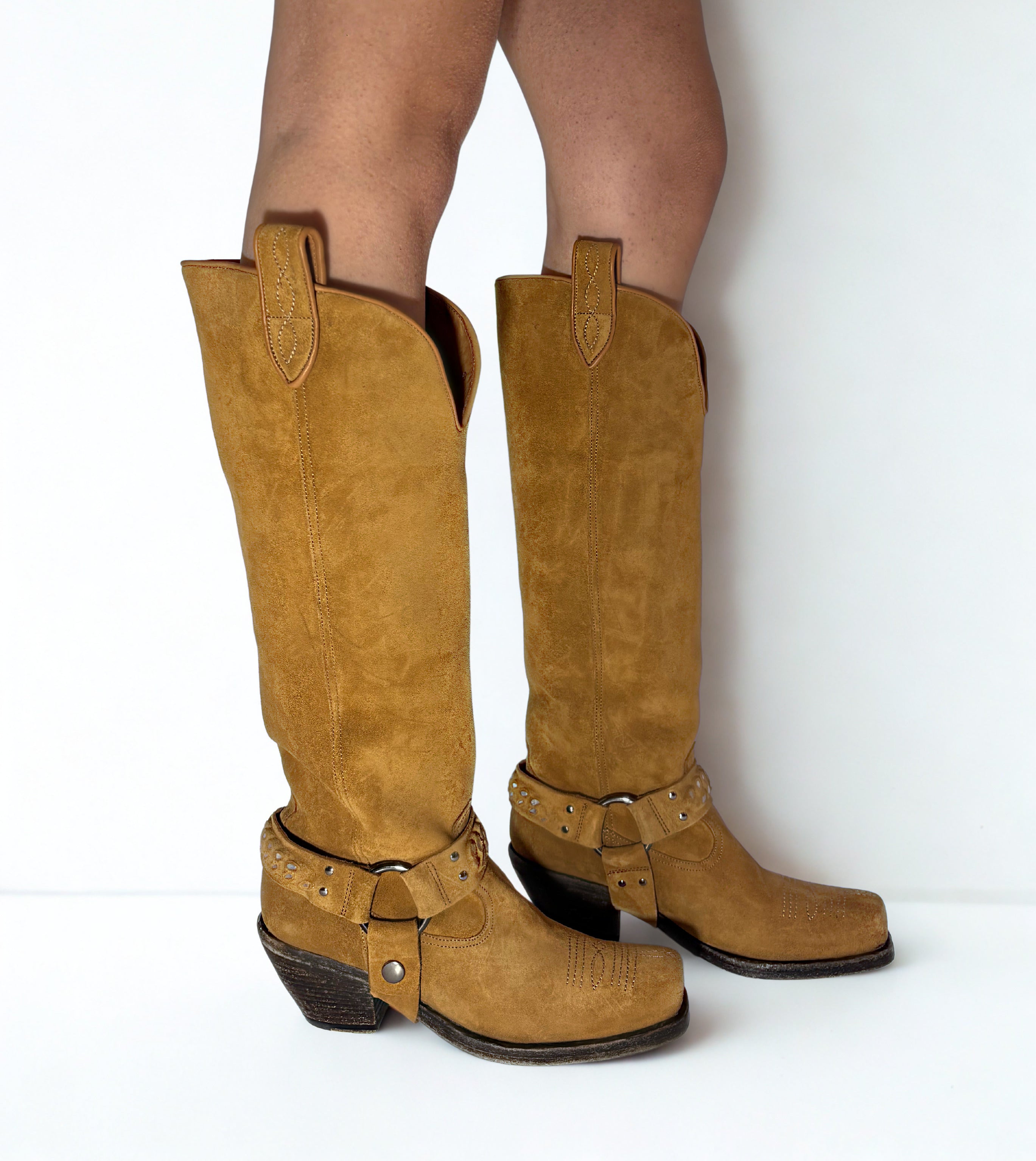 RODEVA SQUARE TOE COWBOY BOOTS IN SUEDE RHUM
