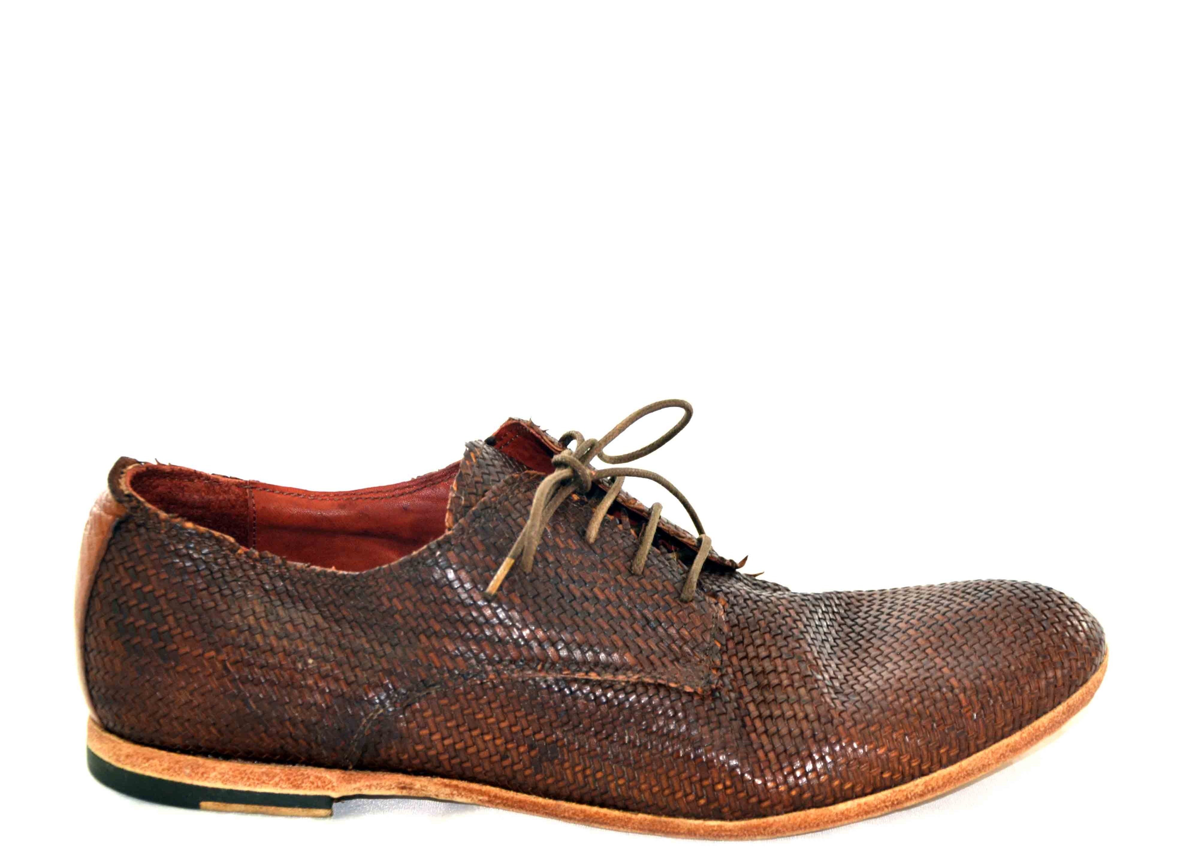 LAST PAIRS 42 HAND WOVEN CANGAROO LACED SHOES