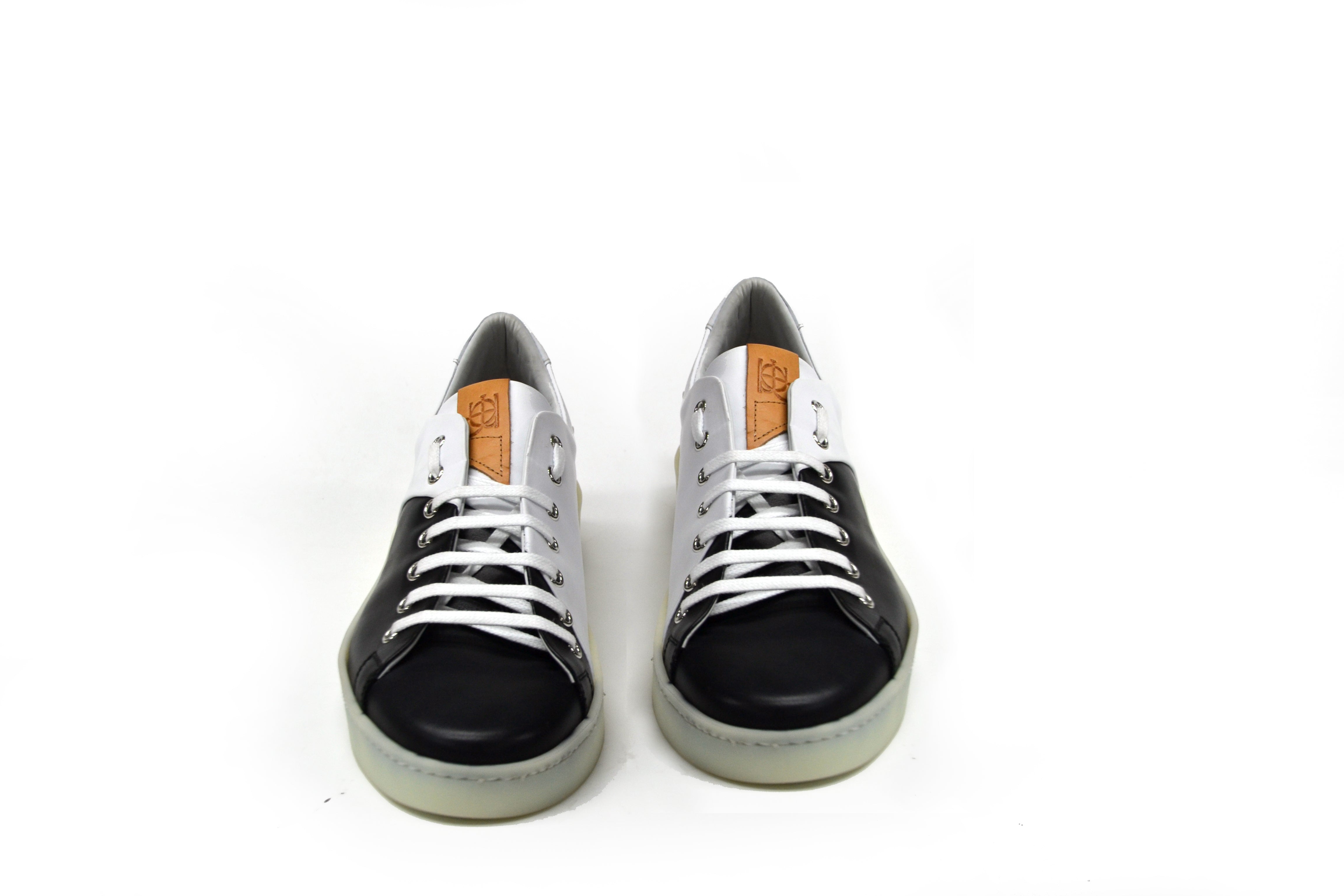 LAST PAIR 42- SYMMETRIC BLACK/WHITE SNEAKERS