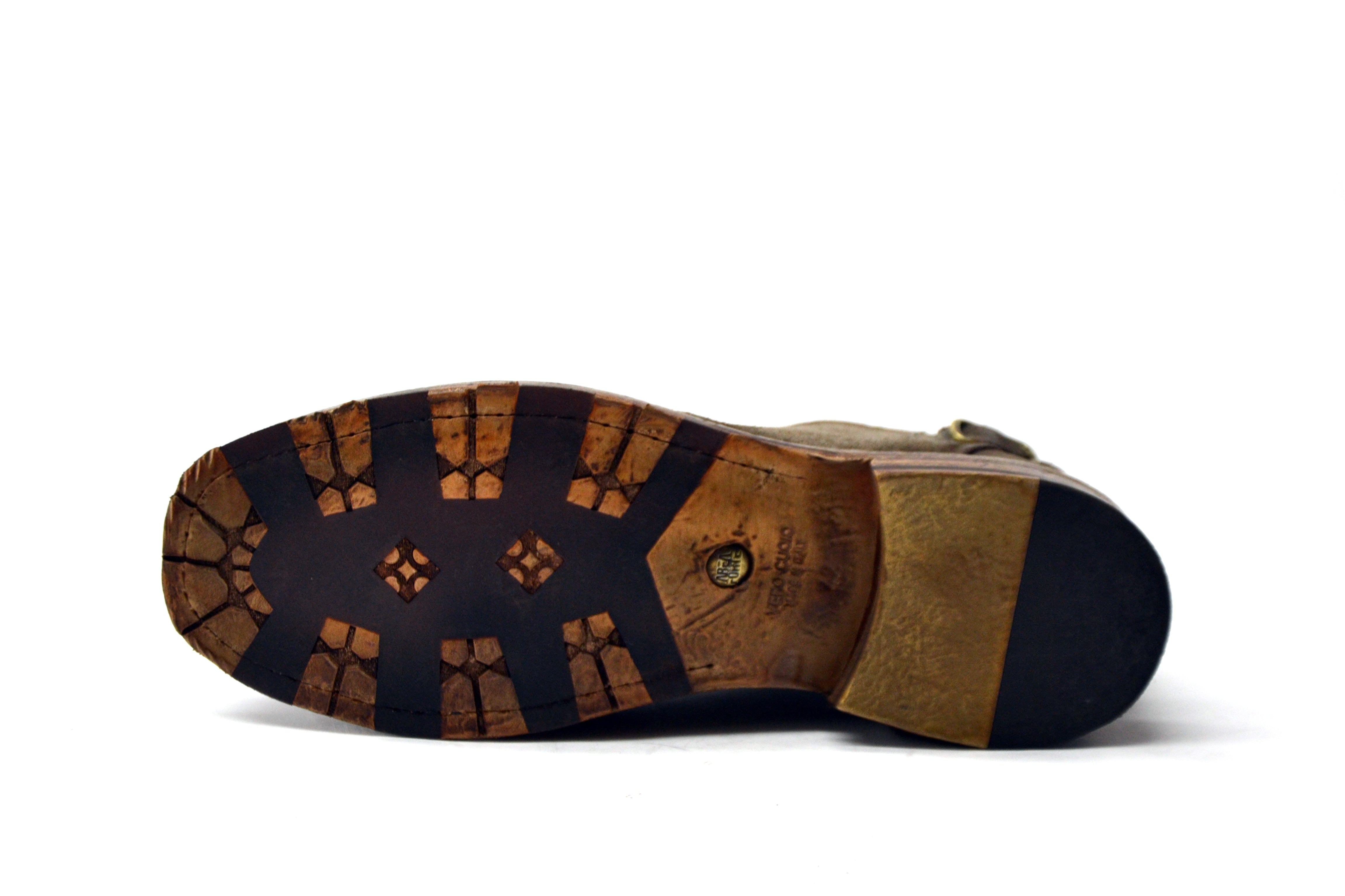 LAST PAIR 42- ARTHUR LACED CHUKKA