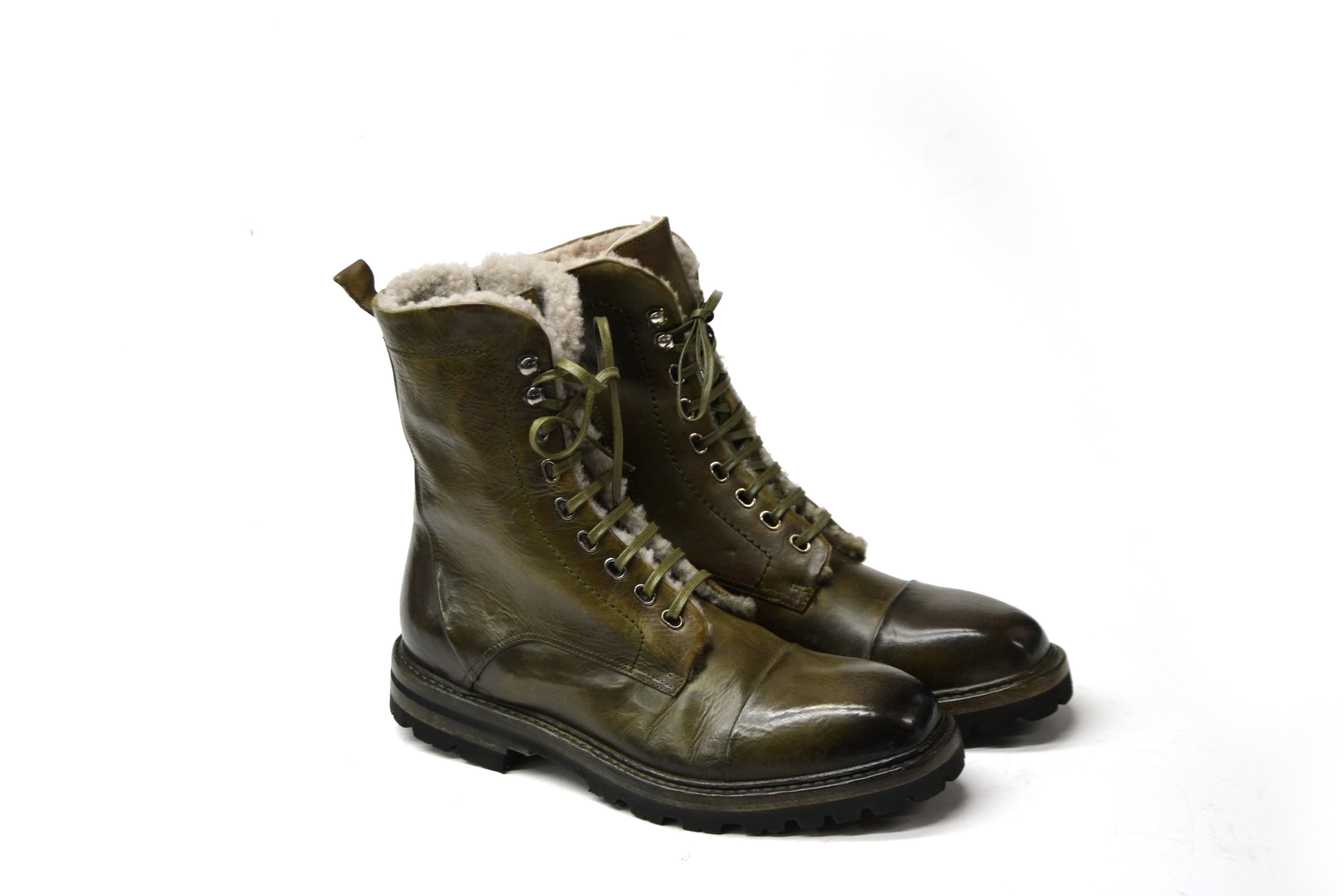 LAST PAIR 42- MILITARY WINTER BOOTS