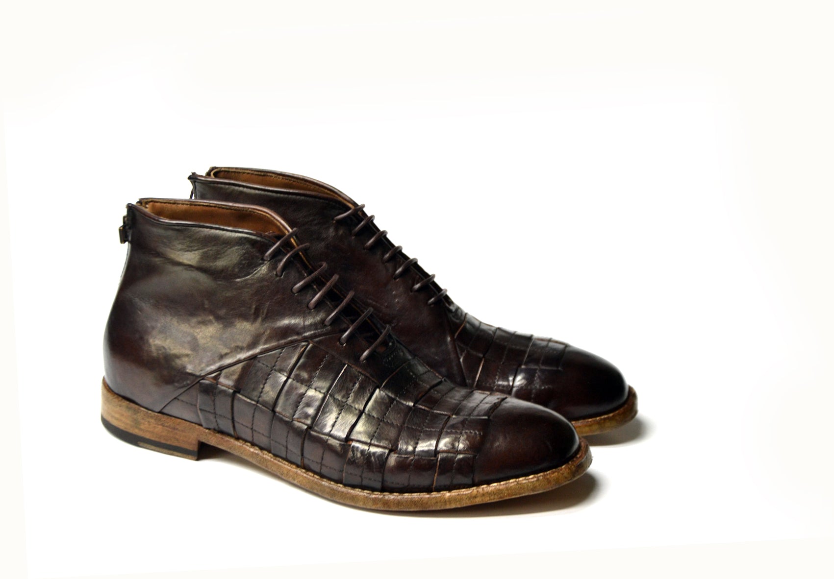 LAST PAIR 43- HANDWOVEN DARK BROWN CHUKKA BOOTS