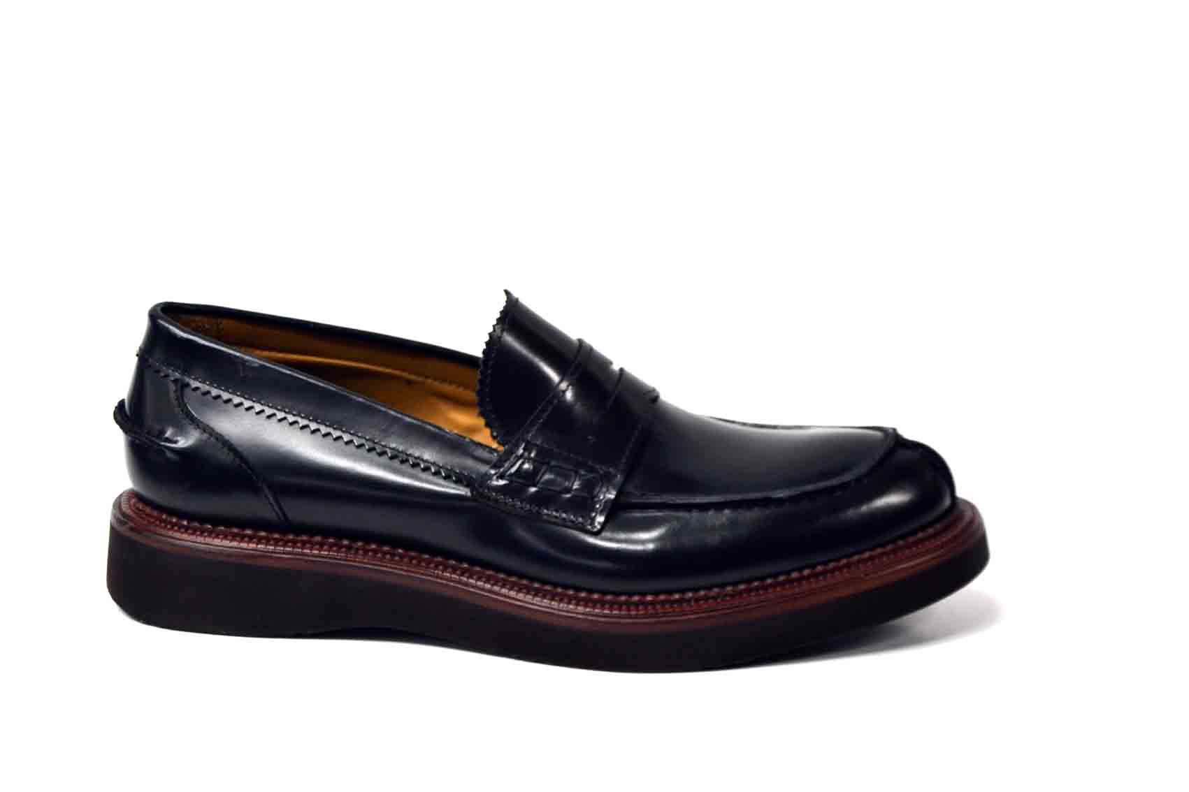 LAST PAIR 42- SHINY LOAFERS IN BLACK OR BORDEAUX