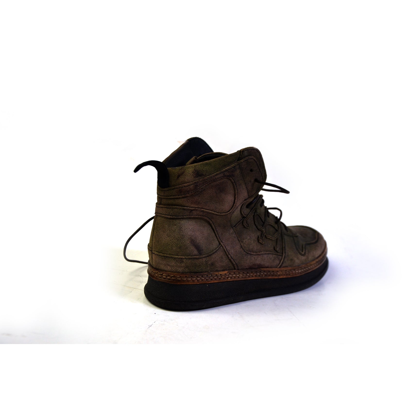 LAST PAIR 44- DIRTY TERRA DUNK