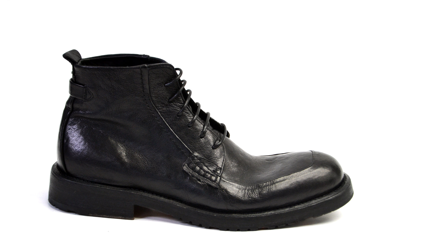 BOING LACED BLACK ANKLE BOOTS