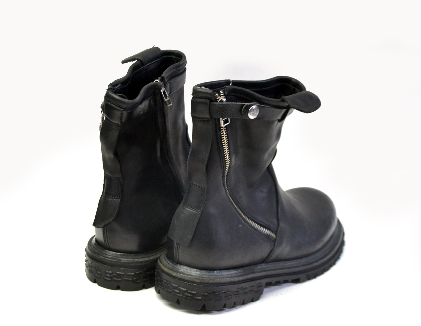 Farral black aviator boot