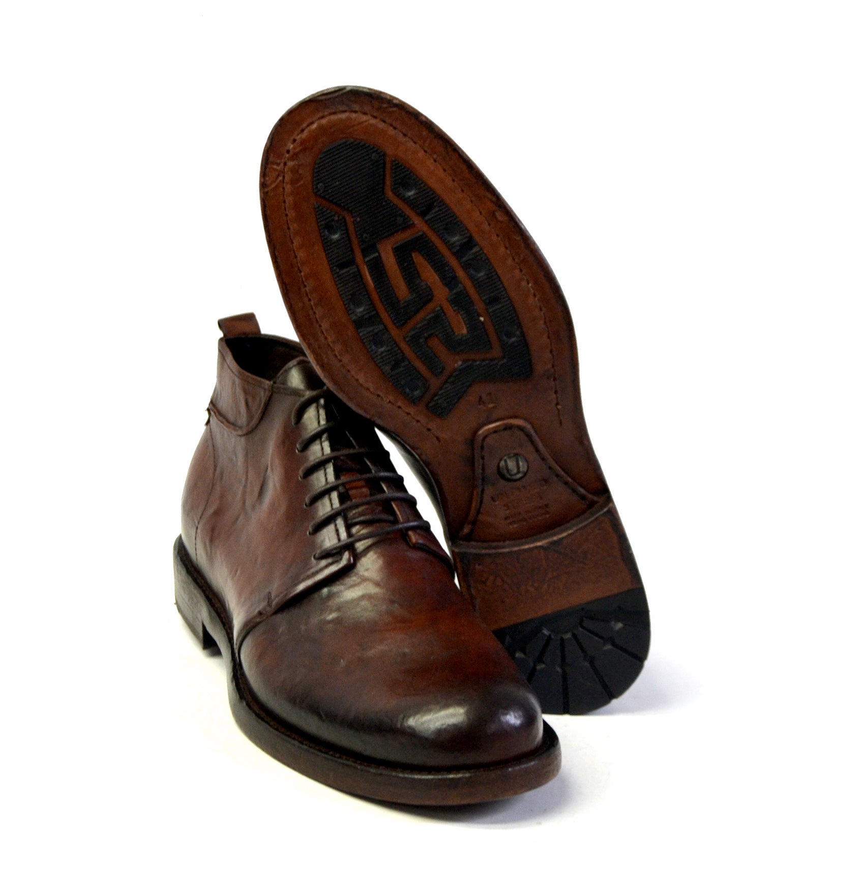 Yale Cognac Chukka Boots