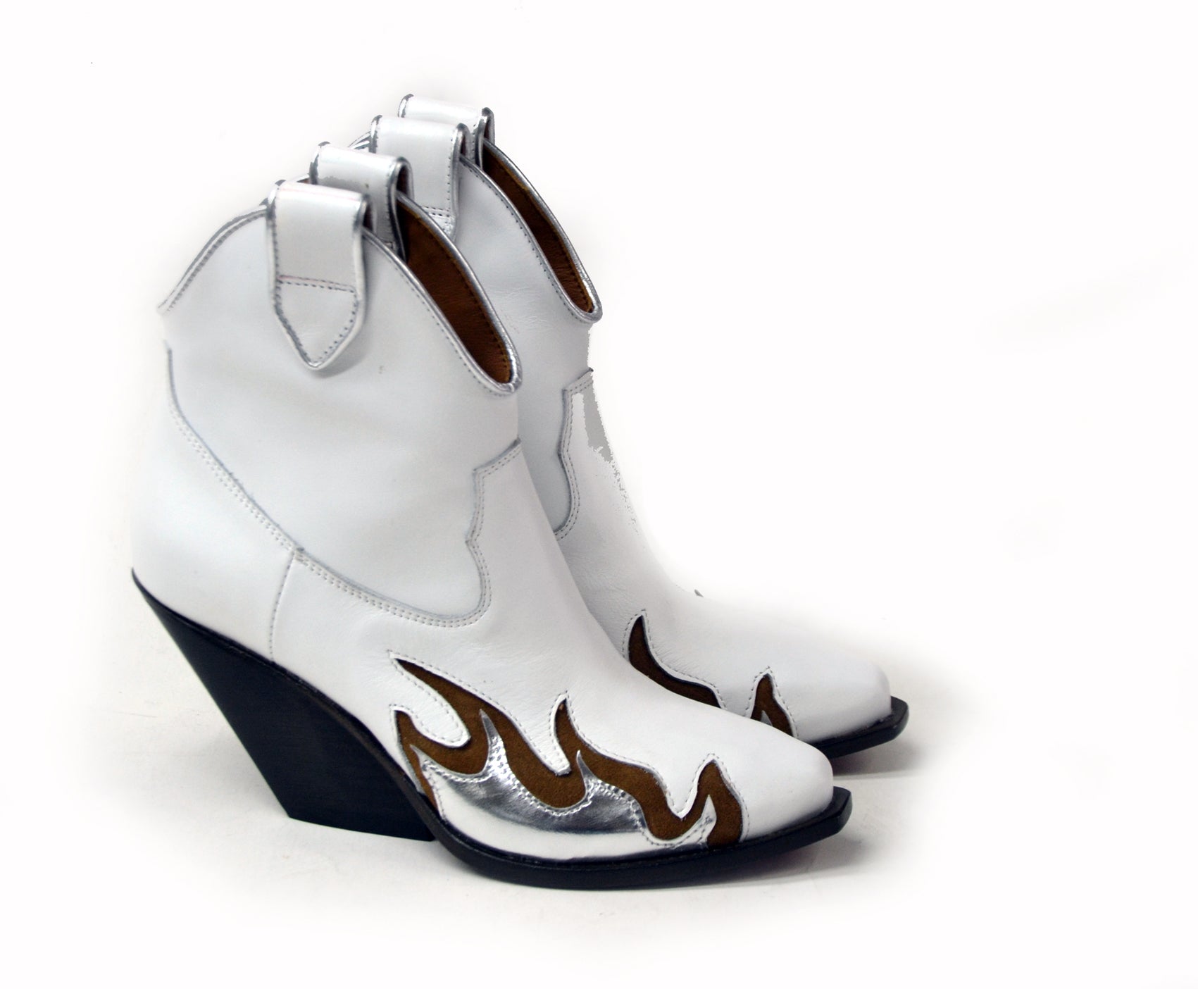 LAST PAIR 36/39/40/41- WHITE FIRE COWBOY BOOTS
