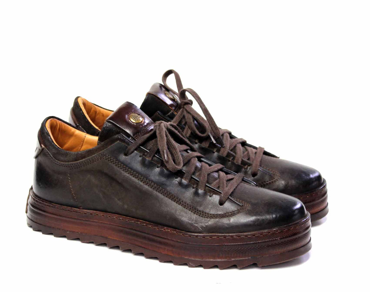 LED Low Sneakers in Brown