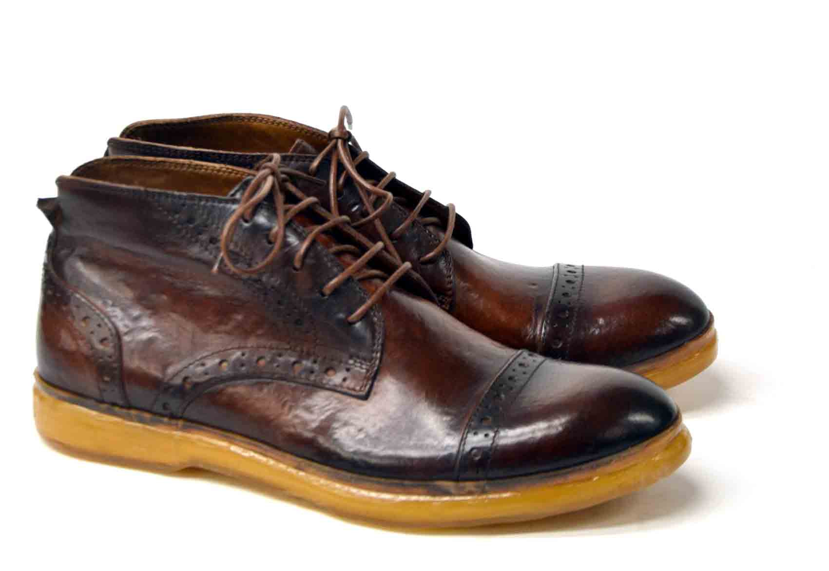 LAST PAIR 41- PALM CHUKKA