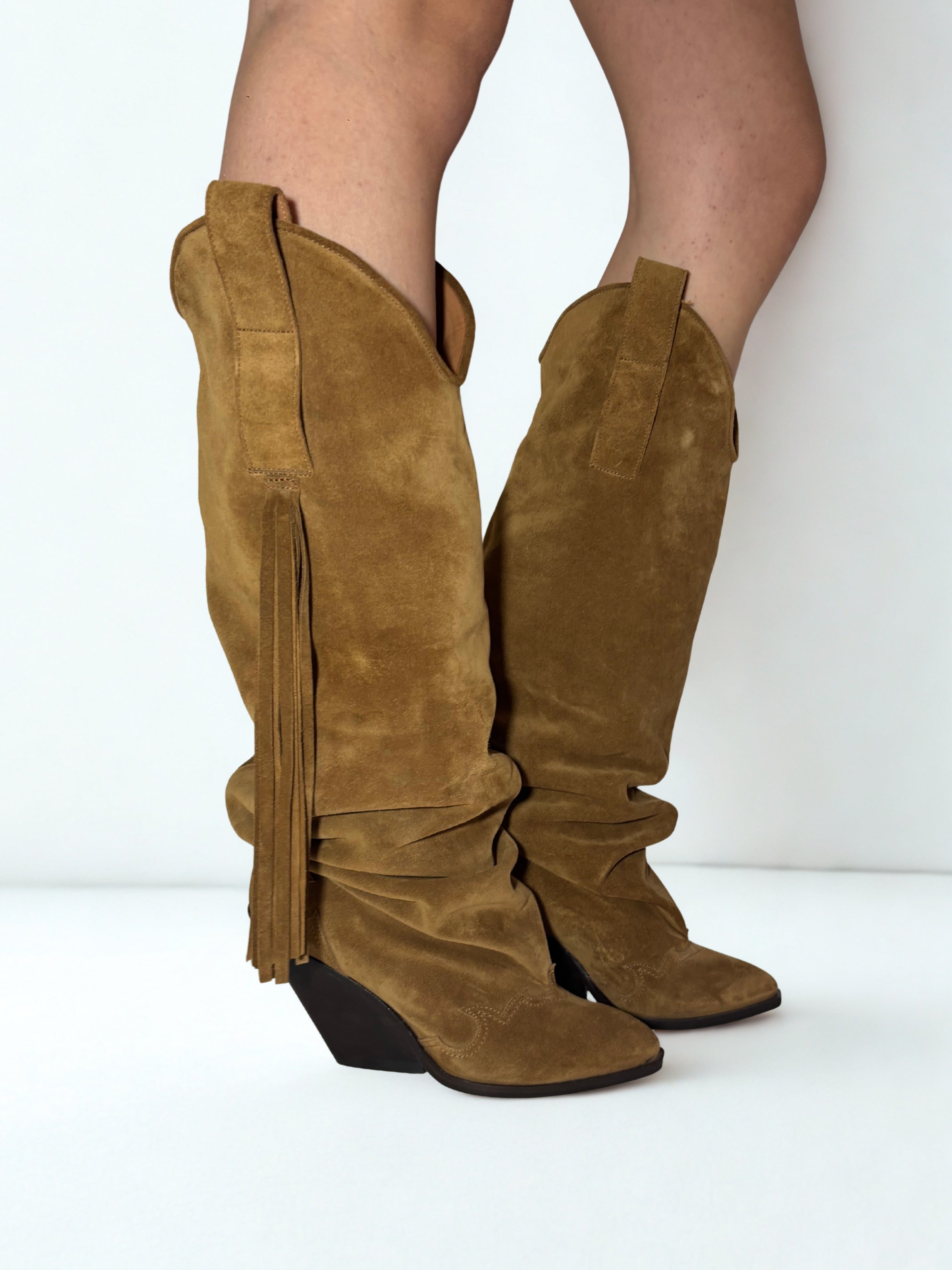 DUSTERA RELAXED HIGH BOOTS SUEDE RHUM