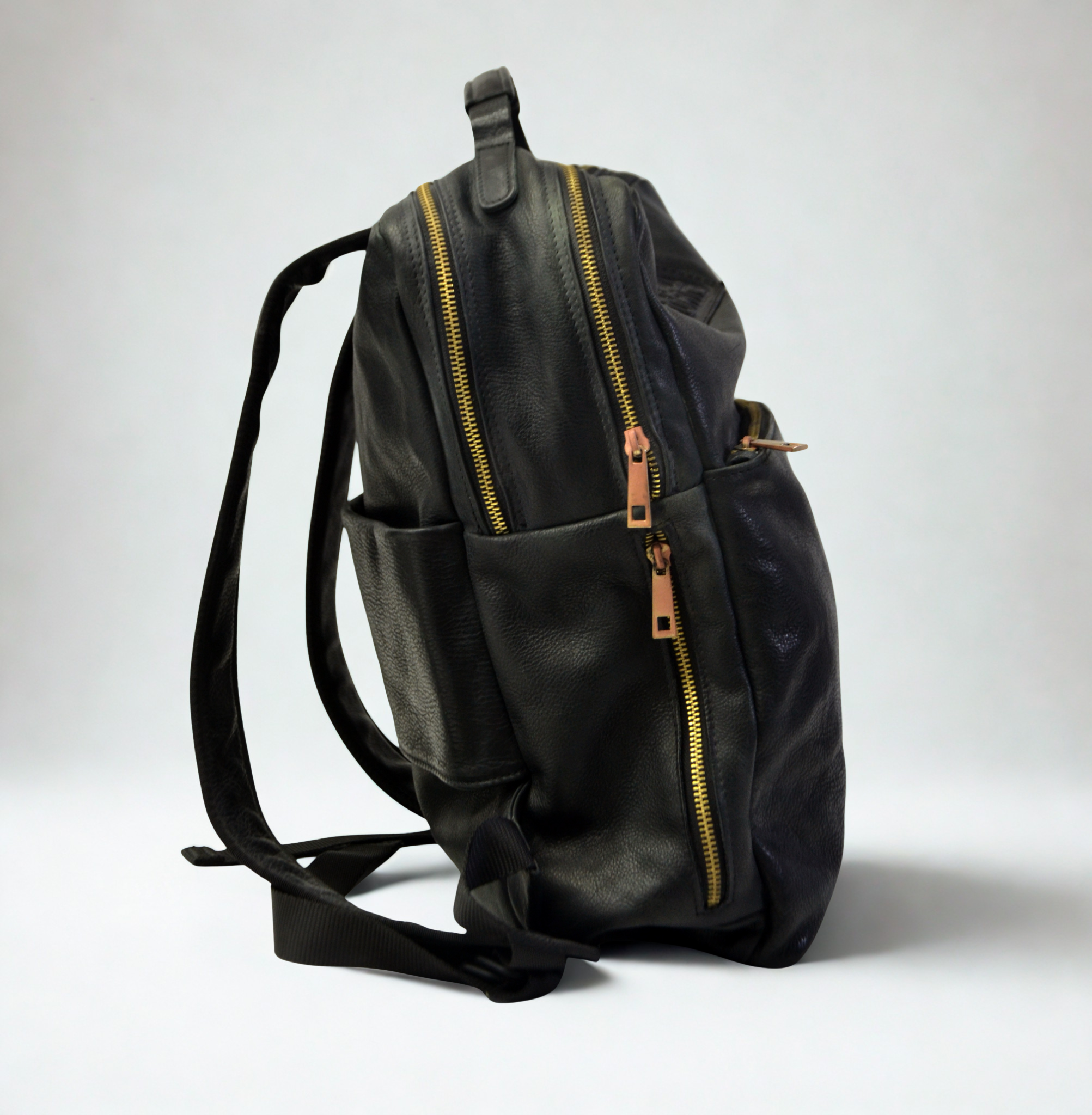 AREAFORTE EXCLUSIVE BACKPACK