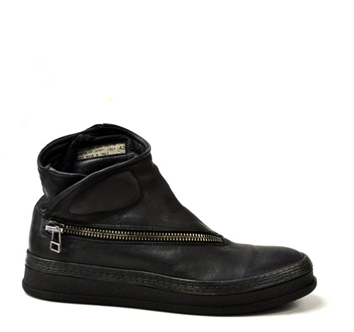 MIKE Black zip sneaker