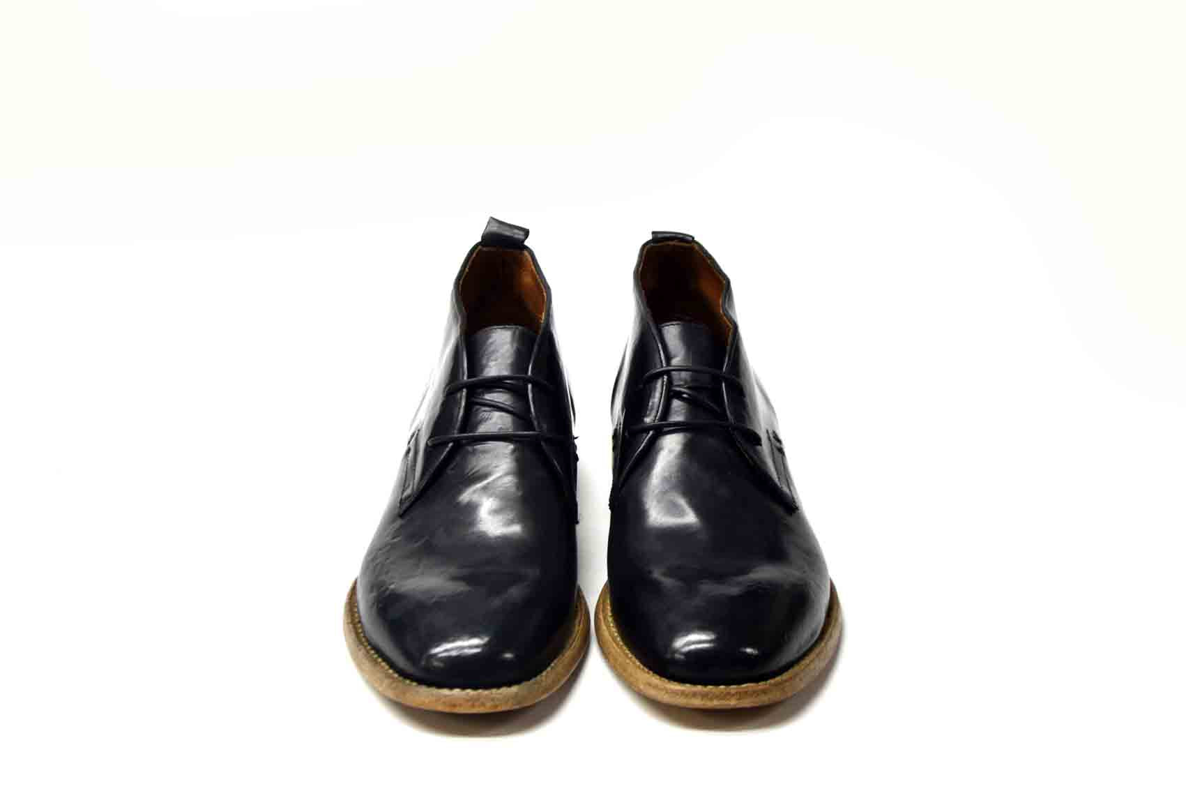 LAST PAIRS 43/44- CLARK BLACK WASHED MID SHOES