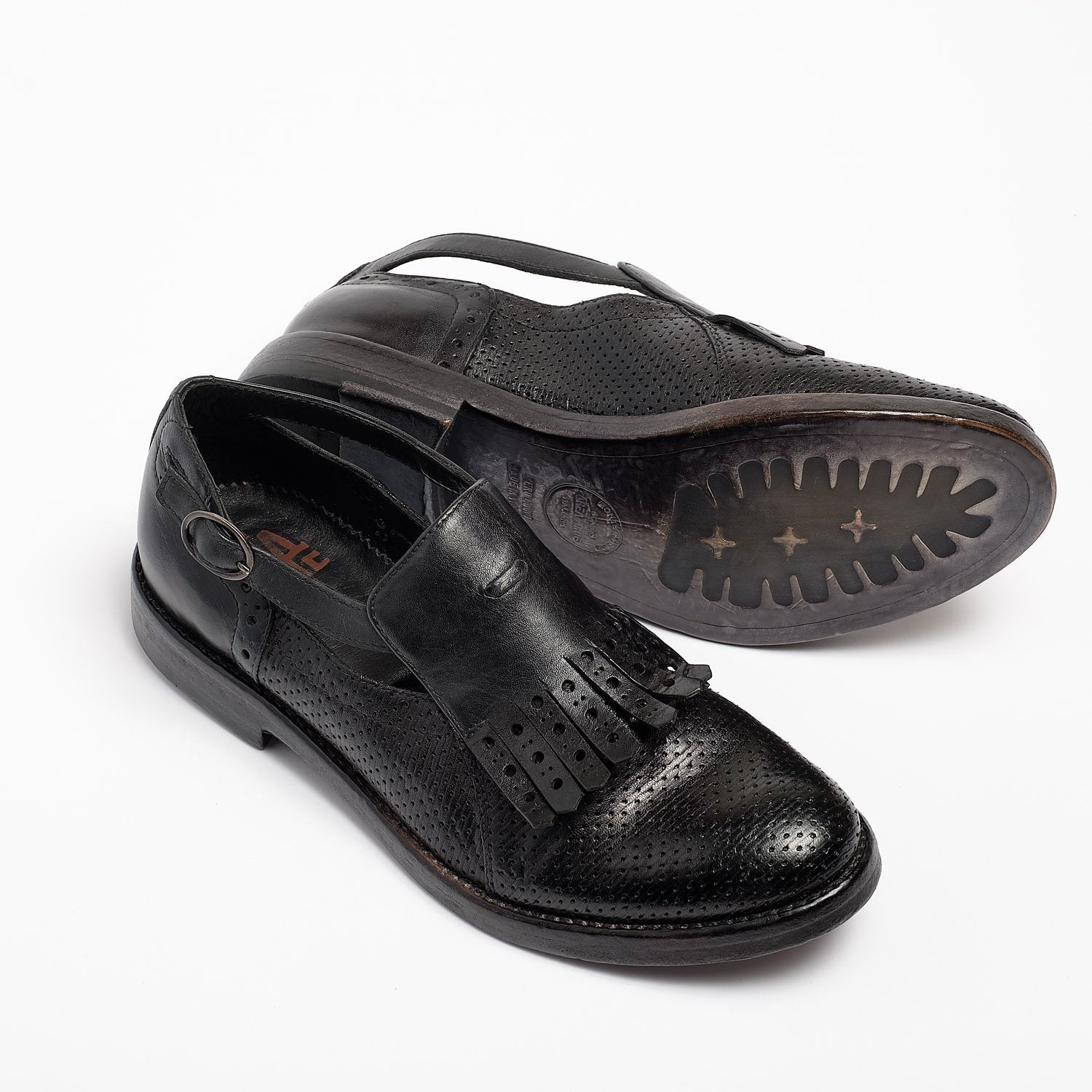 Laverne Buckle side open Shoes perforated natural vacchetta leather black